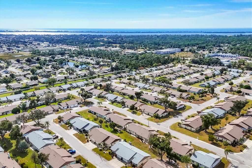 For Sale: $189,900 (2 beds, 2 baths, 1383 Square Feet)