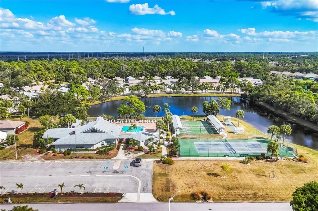 For Sale: $189,900 (2 beds, 2 baths, 1383 Square Feet)