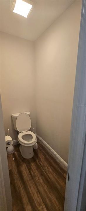 For Rent: $3,500 (3 beds, 2 baths, 2100 Square Feet)