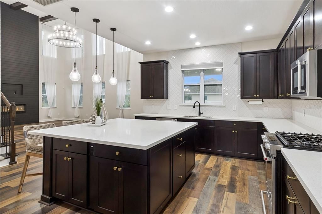 待售: $799,000 (4 贝兹, 3 浴室, 3094 平方英尺)