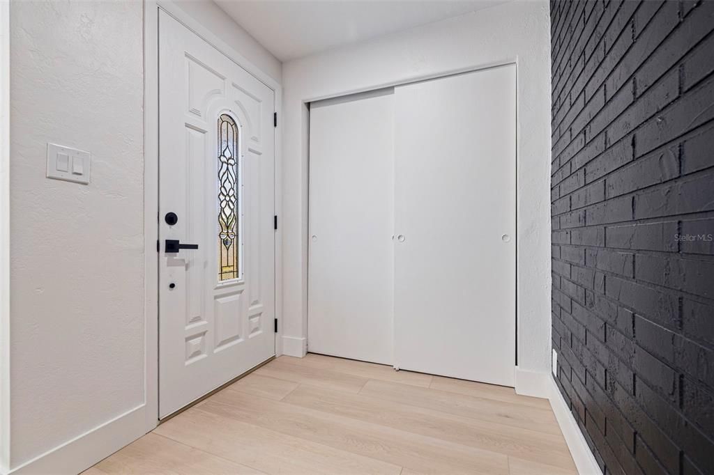 For Sale: $650,000 (4 beds, 2 baths, 1844 Square Feet)