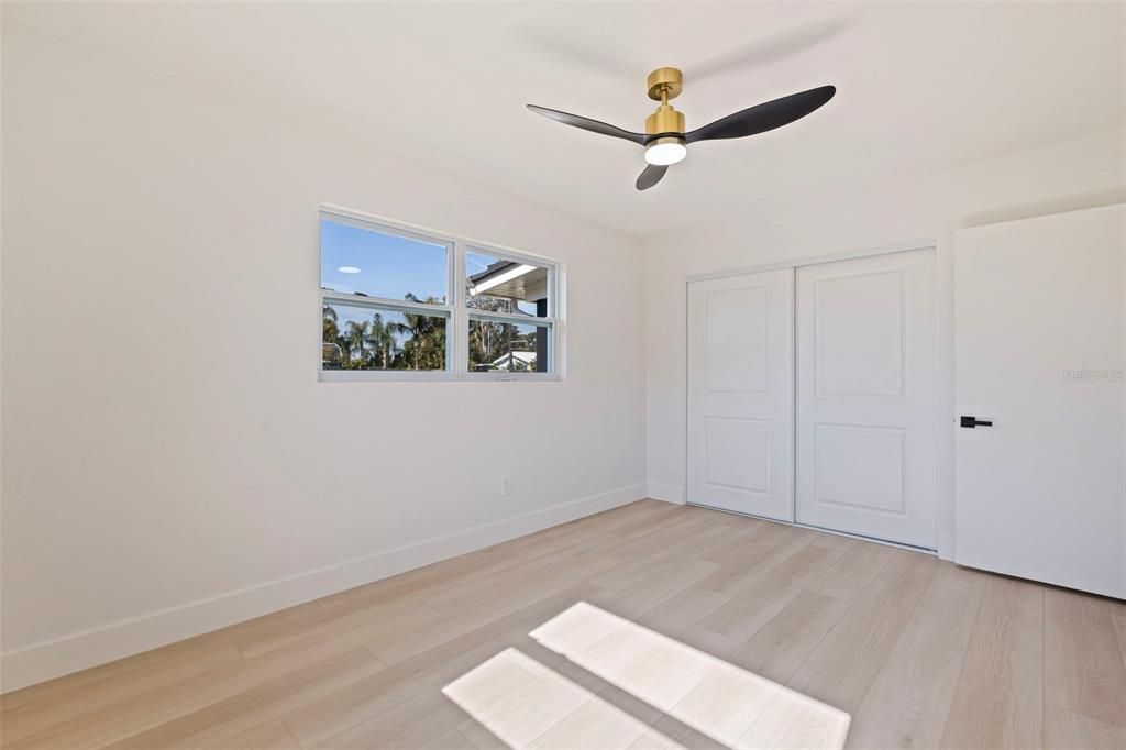 For Sale: $650,000 (4 beds, 2 baths, 1844 Square Feet)