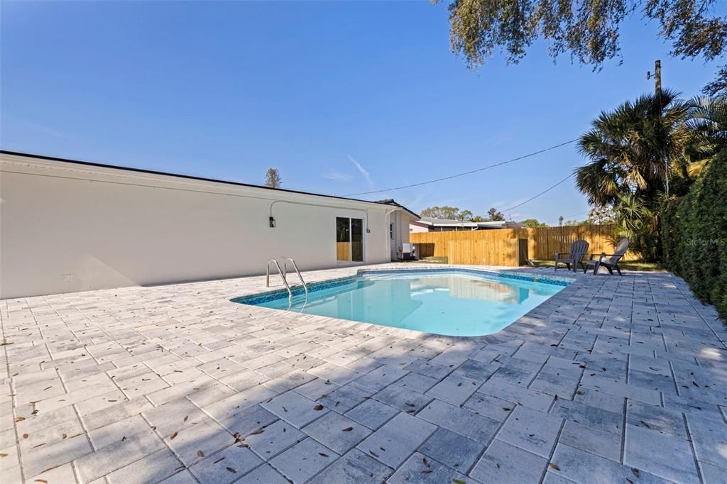 For Sale: $650,000 (4 beds, 2 baths, 1844 Square Feet)