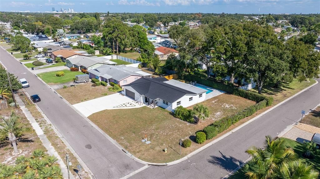 For Sale: $650,000 (4 beds, 2 baths, 1844 Square Feet)