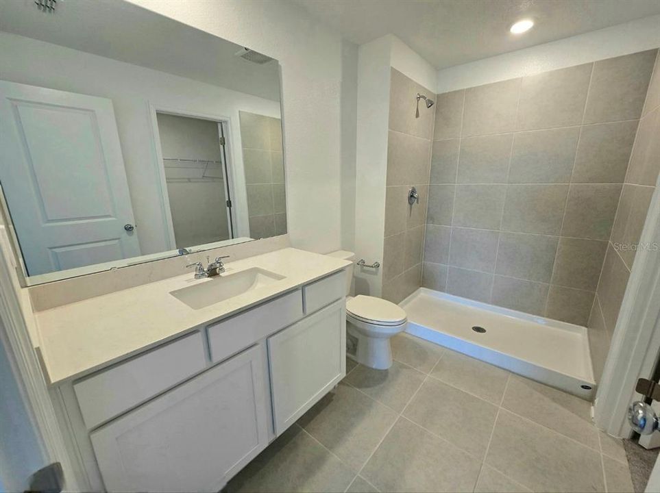 For Rent: $2,110 (3 beds, 2 baths, 1487 Square Feet)