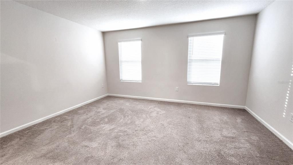 出租: $1,875 (3 贝兹, 2 浴室, 1413 平方英尺)