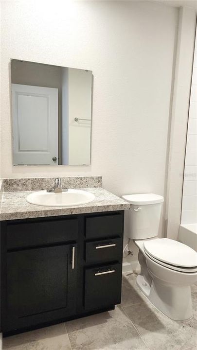 出租: $1,875 (3 贝兹, 2 浴室, 1413 平方英尺)