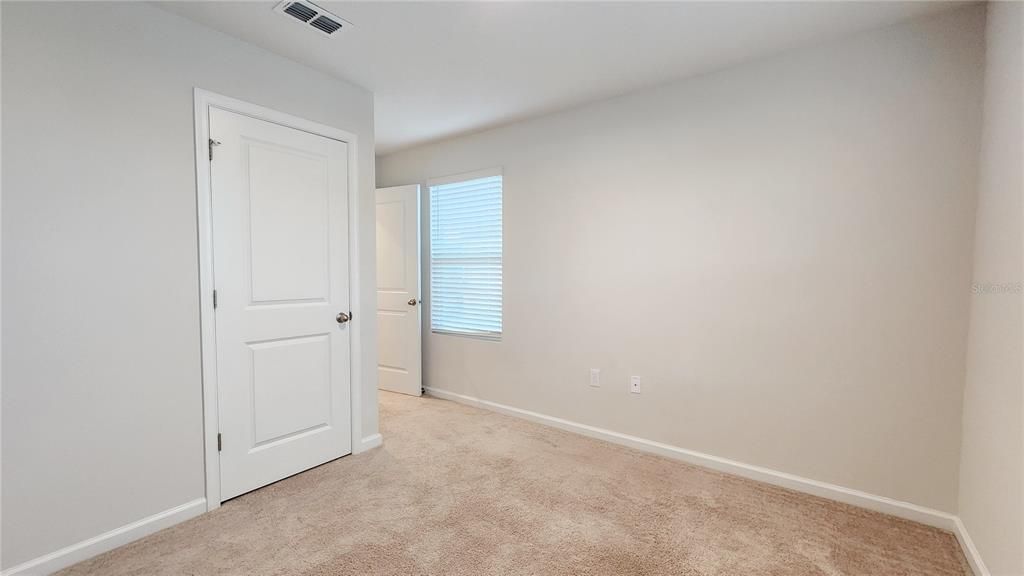 出租: $1,875 (3 贝兹, 2 浴室, 1413 平方英尺)