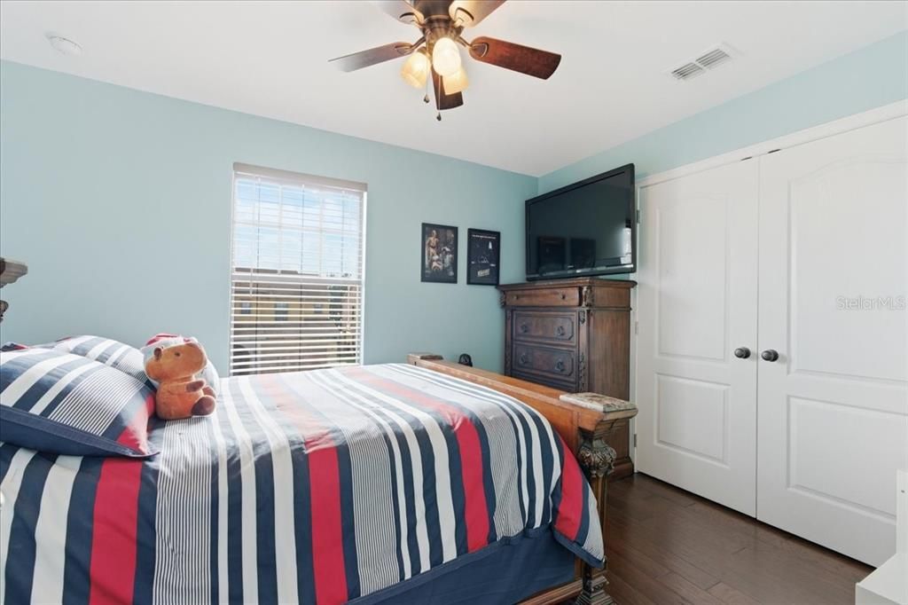 待售: $515,000 (3 贝兹, 2 浴室, 2353 平方英尺)