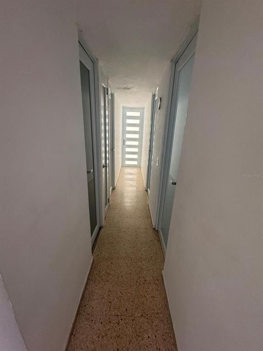 На продажу: $250,000 (3 спален, 1 ванн, 9409 Квадратных фут)