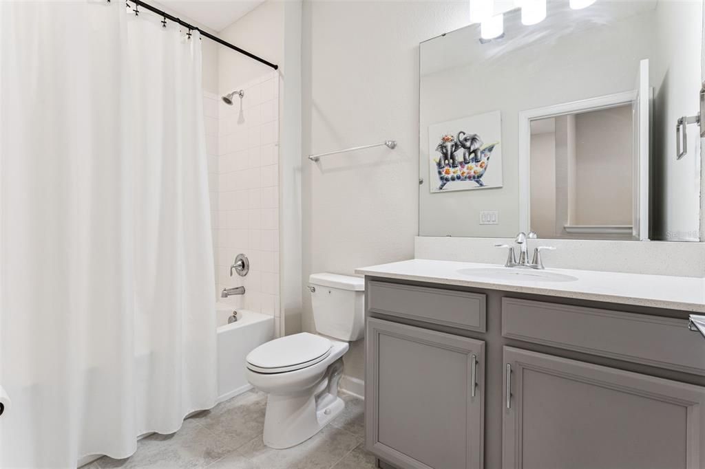 For Sale: $350,000 (3 beds, 2 baths, 1859 Square Feet)