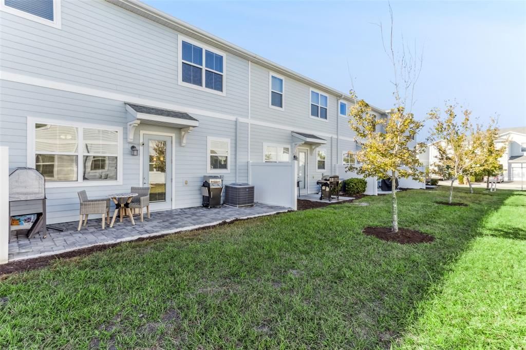 For Sale: $350,000 (3 beds, 2 baths, 1859 Square Feet)