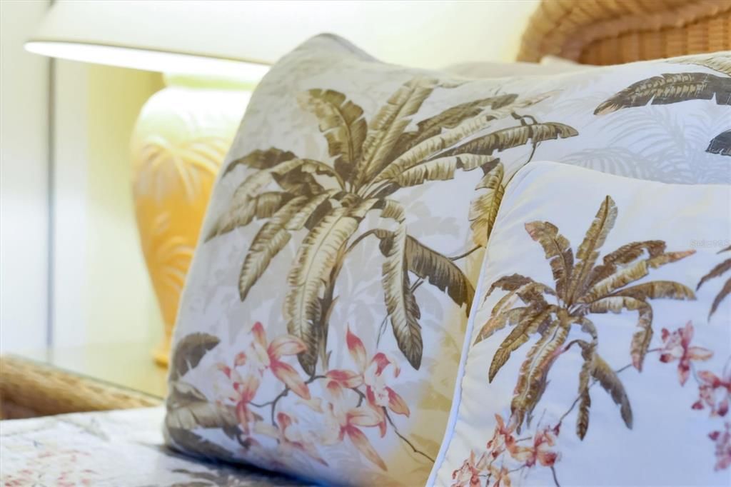 На продажу: $264,900 (3 спален, 2 ванн, 1227 Квадратных фут)