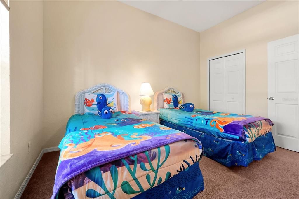 На продажу: $264,900 (3 спален, 2 ванн, 1227 Квадратных фут)