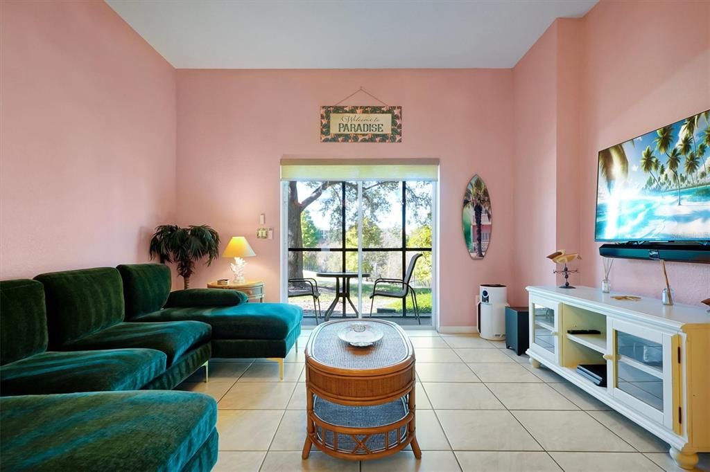 На продажу: $264,900 (3 спален, 2 ванн, 1227 Квадратных фут)