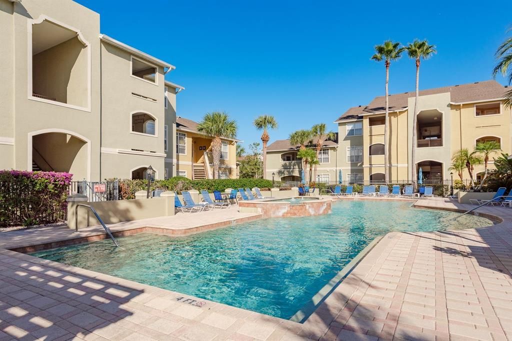 待售: $205,000 (1 贝兹, 1 浴室, 485 平方英尺)