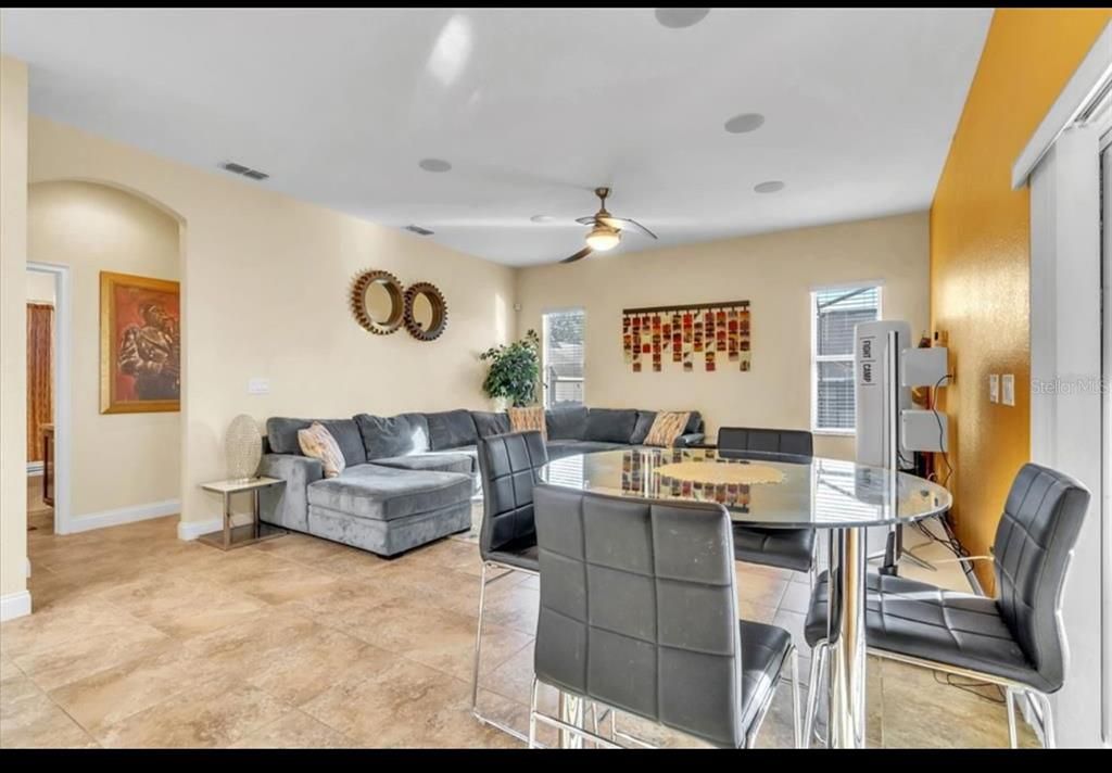 На продажу: $470,900 (4 спален, 3 ванн, 2509 Квадратных фут)