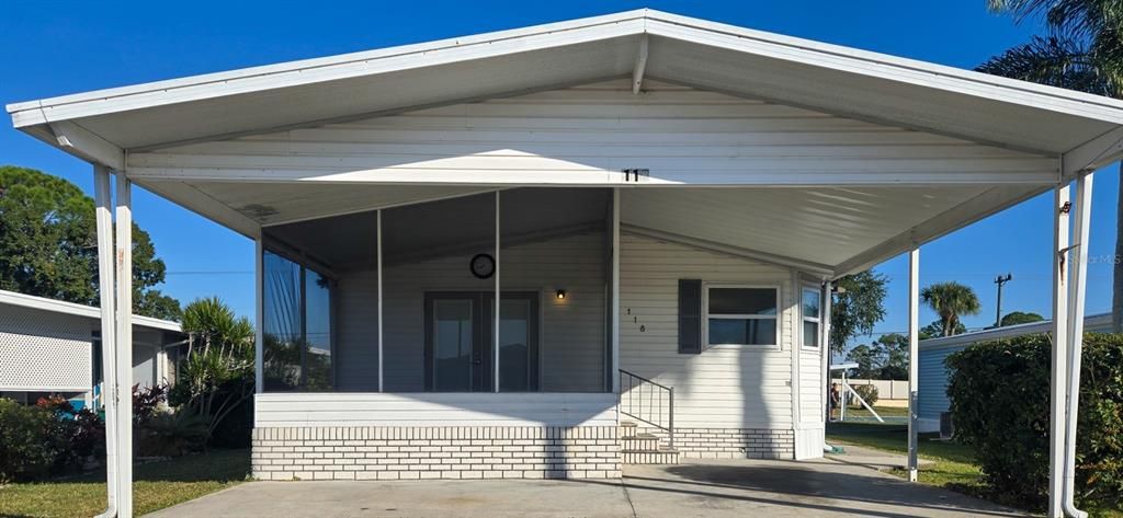 For Sale: $164,000 (2 beds, 2 baths, 1173 Square Feet)