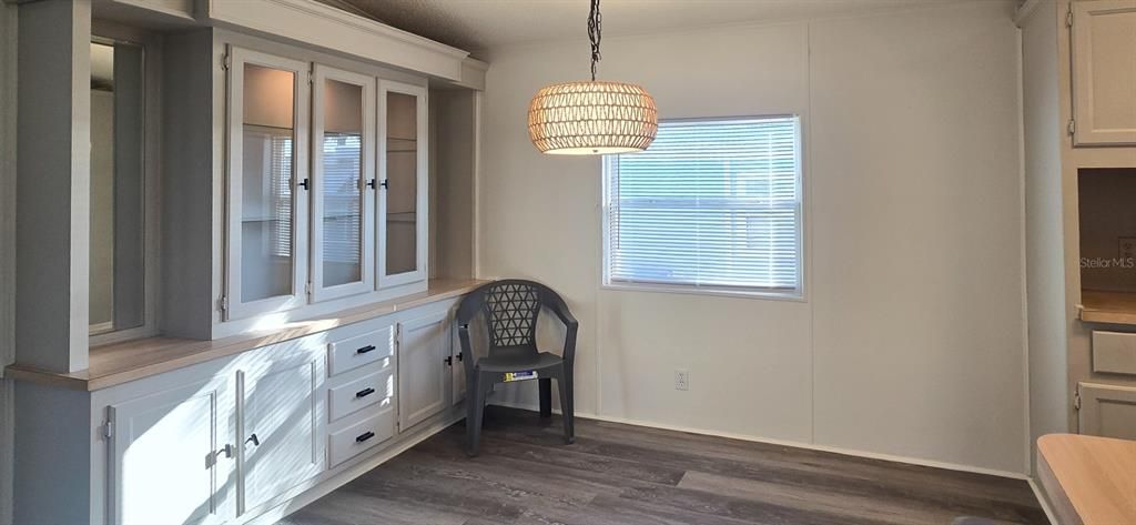 For Sale: $164,000 (2 beds, 2 baths, 1173 Square Feet)