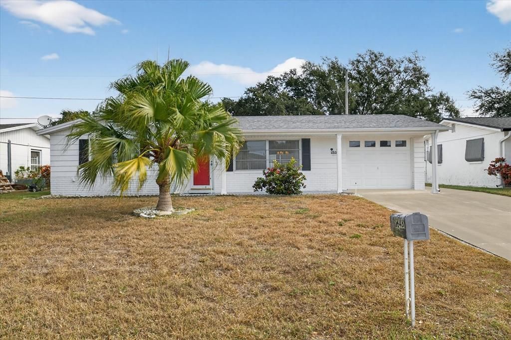 For Sale: $220,000 (2 beds, 2 baths, 1132 Square Feet)