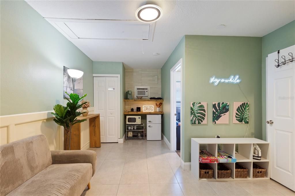 На продажу: $649,000 (5 спален, 3 ванн, 2422 Квадратных фут)