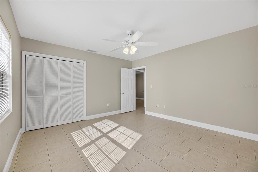 待售: $475,000 (4 贝兹, 3 浴室, 2078 平方英尺)