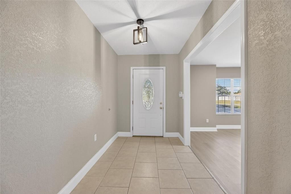 待售: $475,000 (4 贝兹, 3 浴室, 2078 平方英尺)