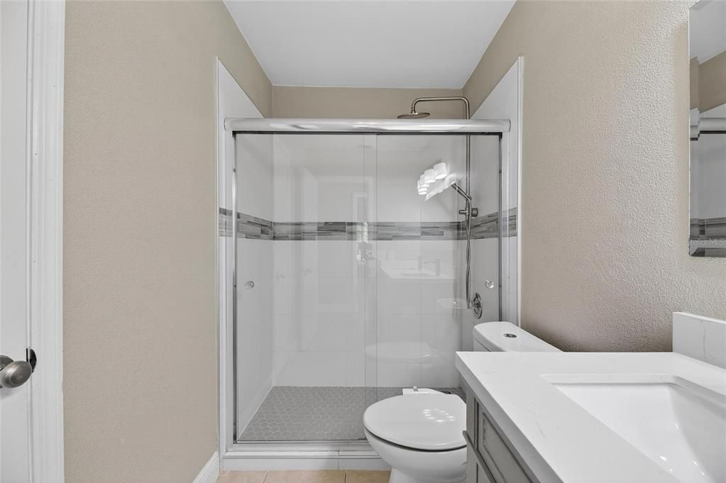 待售: $475,000 (4 贝兹, 3 浴室, 2078 平方英尺)