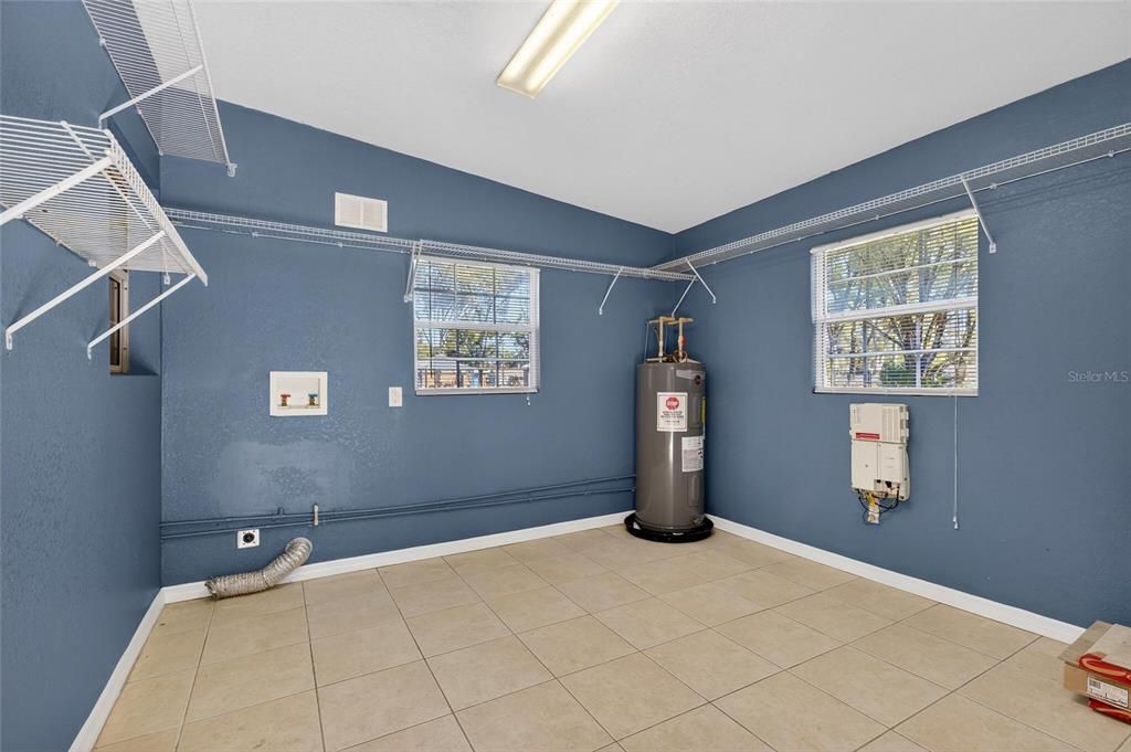 待售: $475,000 (4 贝兹, 3 浴室, 2078 平方英尺)