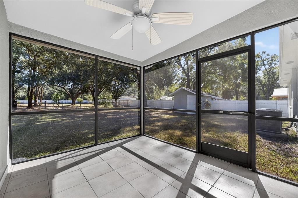 待售: $475,000 (4 贝兹, 3 浴室, 2078 平方英尺)