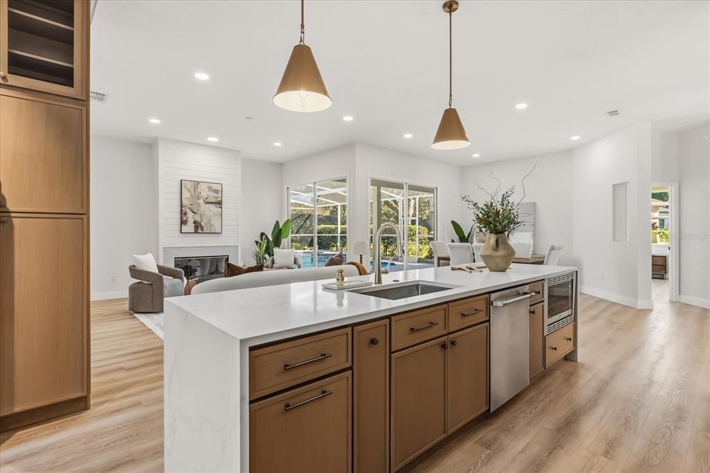 Activo con contrato: $757,000 (4 camas, 2 baños, 2258 Pies cuadrados)