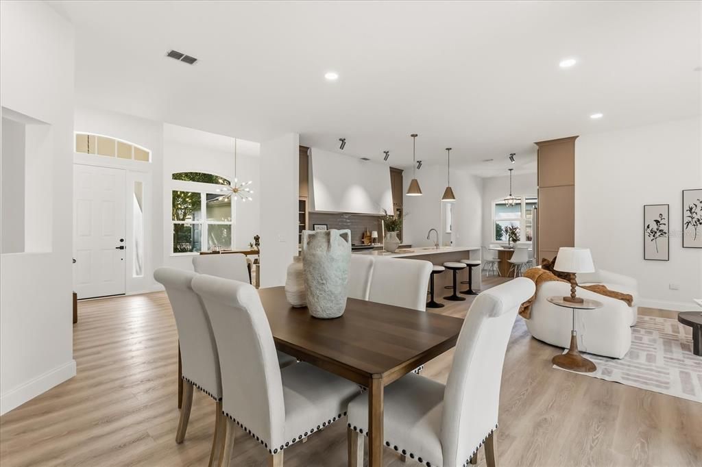 Activo con contrato: $757,000 (4 camas, 2 baños, 2258 Pies cuadrados)