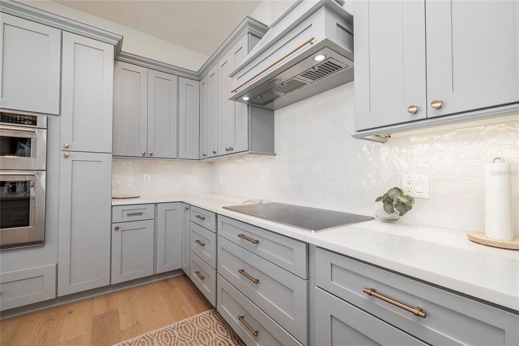 For Sale: $1,900,000 (3 beds, 3 baths, 3098 Square Feet)