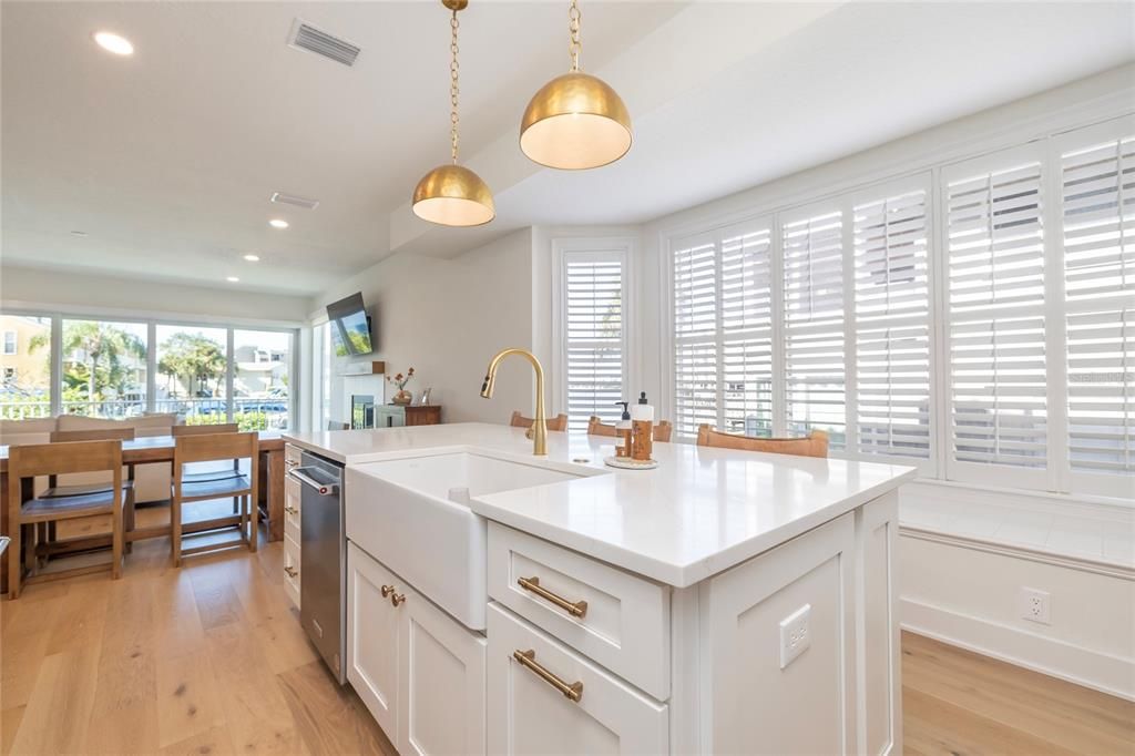 For Sale: $1,900,000 (3 beds, 3 baths, 3098 Square Feet)