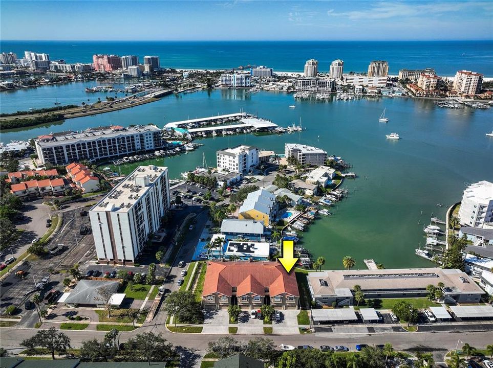 For Sale: $1,900,000 (3 beds, 3 baths, 3098 Square Feet)