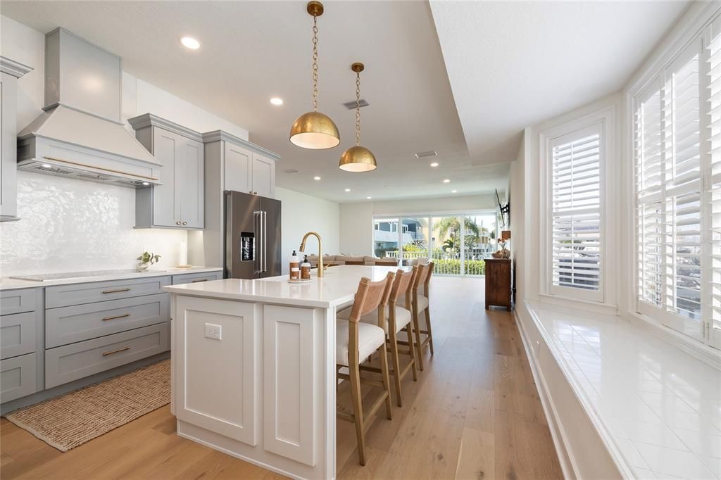 For Sale: $1,900,000 (3 beds, 3 baths, 3098 Square Feet)