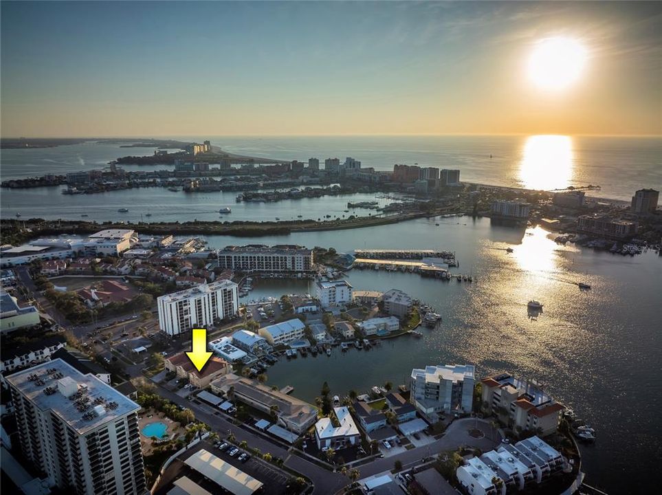 For Sale: $1,900,000 (3 beds, 3 baths, 3098 Square Feet)