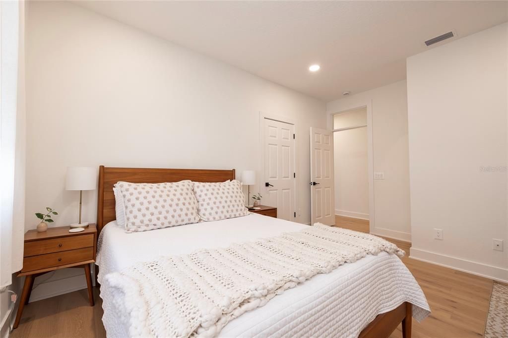 For Sale: $1,900,000 (3 beds, 3 baths, 3098 Square Feet)