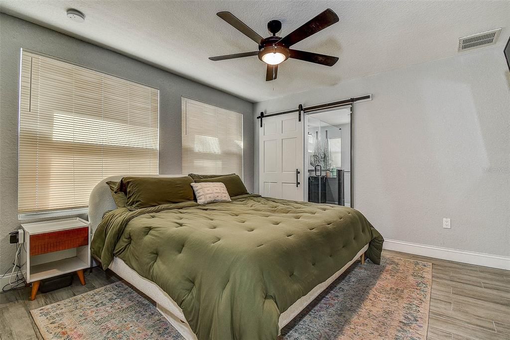 En Venta: $474,900 (3 camas, 2 baños, 1456 Pies cuadrados)