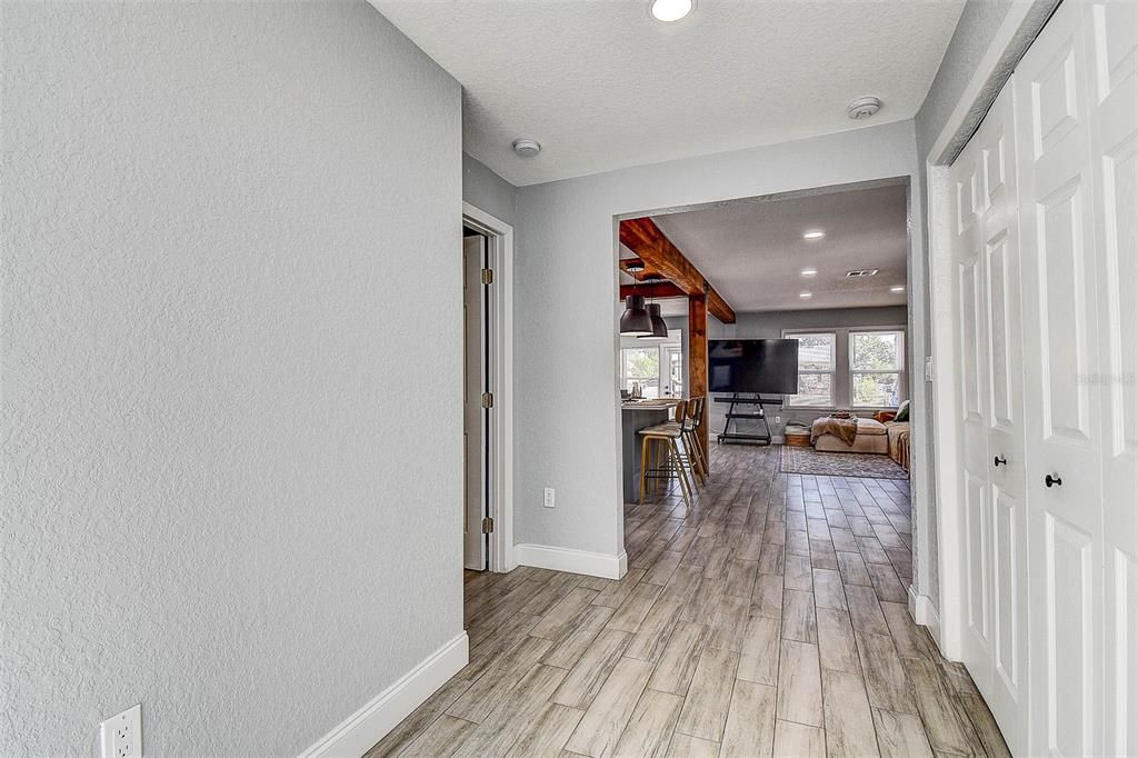 En Venta: $474,900 (3 camas, 2 baños, 1456 Pies cuadrados)