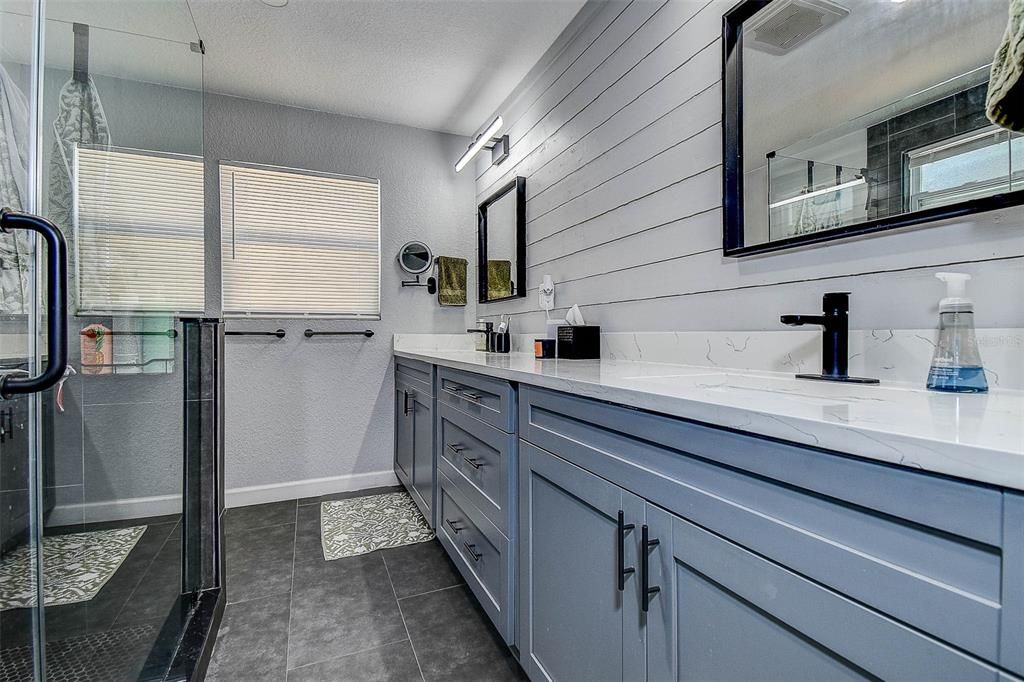 En Venta: $474,900 (3 camas, 2 baños, 1456 Pies cuadrados)