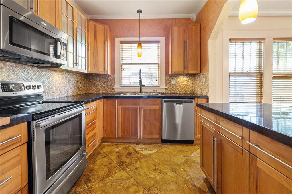 En Renta: $2,500 (2 camas, 1 baños, 1410 Pies cuadrados)