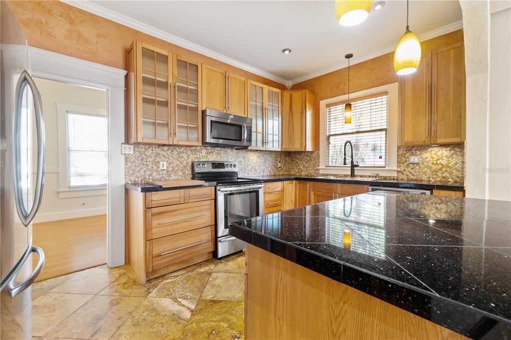 En Renta: $2,500 (2 camas, 1 baños, 1410 Pies cuadrados)