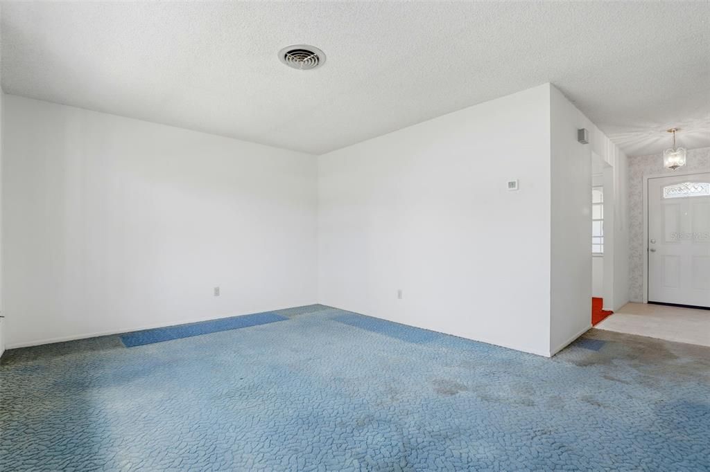 For Sale: $340,000 (3 beds, 2 baths, 1534 Square Feet)