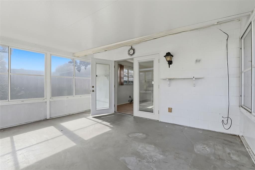 For Sale: $340,000 (3 beds, 2 baths, 1534 Square Feet)