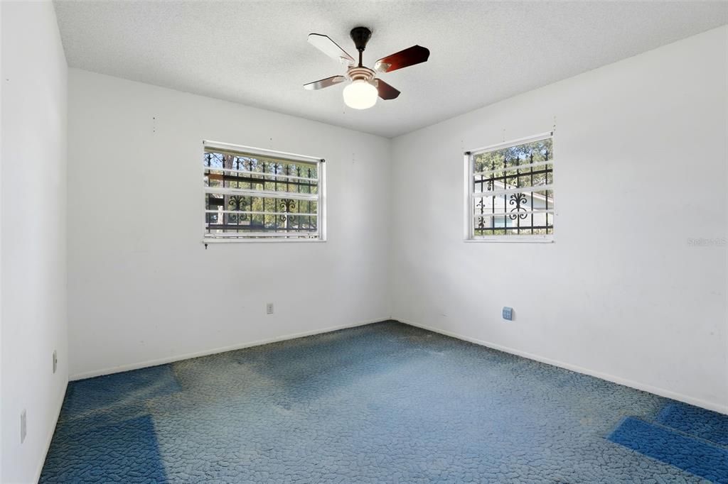 For Sale: $340,000 (3 beds, 2 baths, 1534 Square Feet)