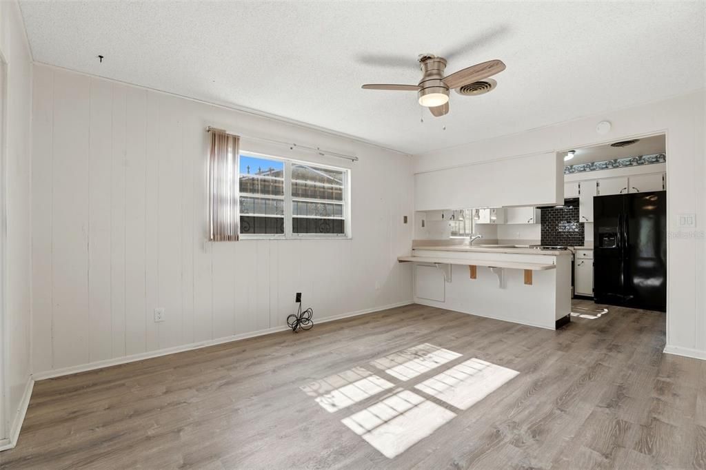 For Sale: $340,000 (3 beds, 2 baths, 1534 Square Feet)