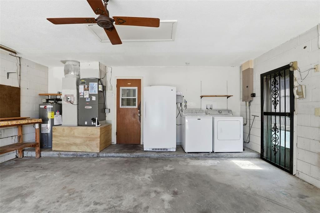 For Sale: $340,000 (3 beds, 2 baths, 1534 Square Feet)