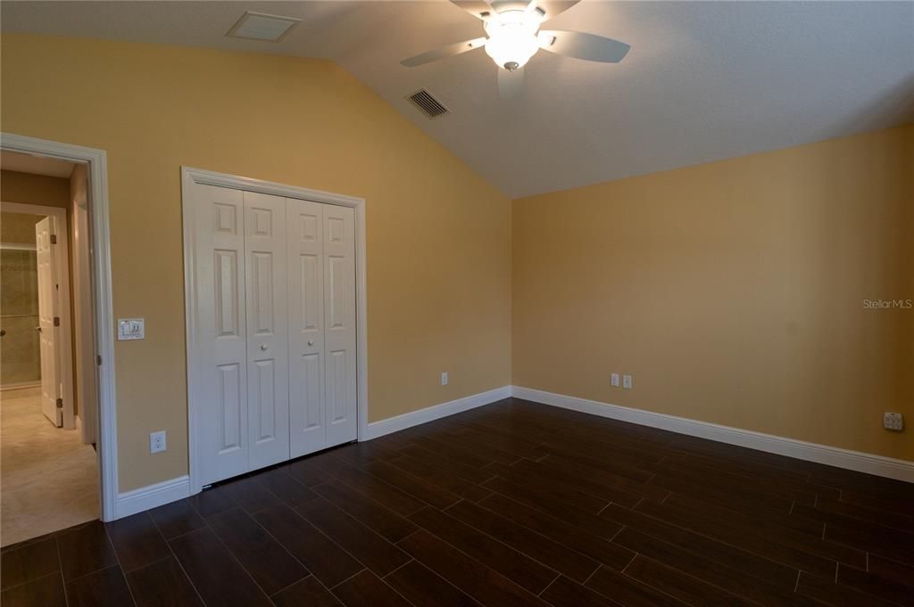 For Sale: $935,000 (4 beds, 2 baths, 2928 Square Feet)