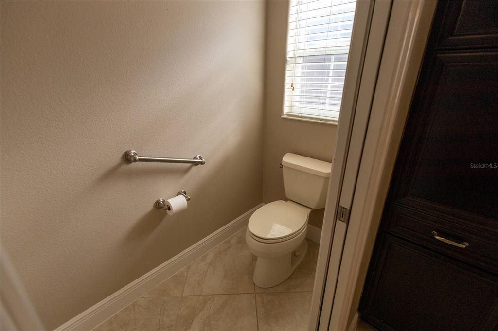 For Sale: $935,000 (4 beds, 2 baths, 2928 Square Feet)